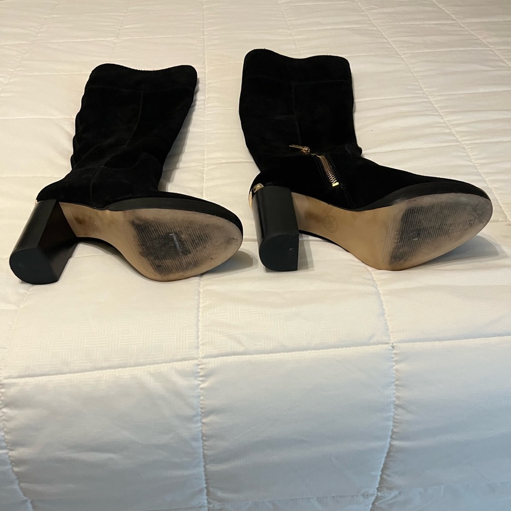 Beautiful Black Suede Micheal Kors Boots
